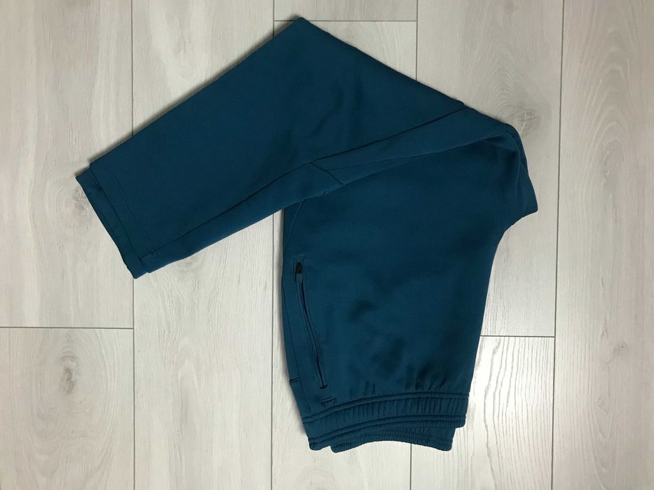 ADIDAS Climawarm r.L oryginalne spodnie sportowe męskie stan BDB