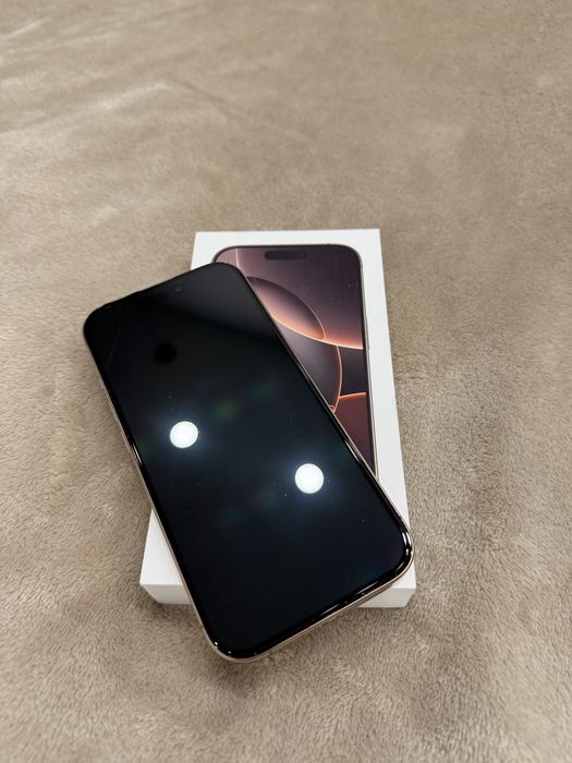 Продаю iPhone 16 Pro
