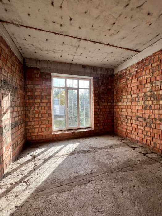 Дом  кирпичный  район Алтестово