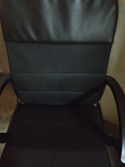 Cadeira  de escritório básica