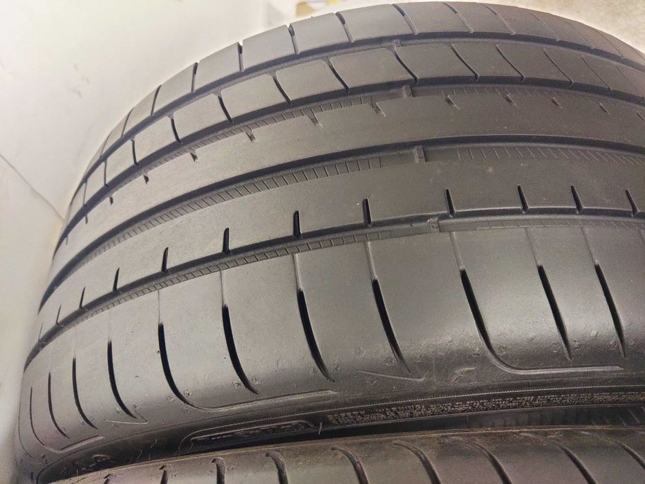Шини 2шт літні r19 255 35 GoodYear RunFlat в ідеалі на BMW