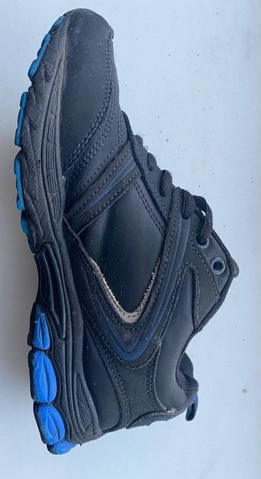 Кросівки Bona   .