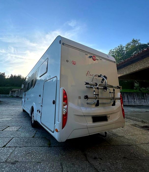 Autocaravana Burstner cama central