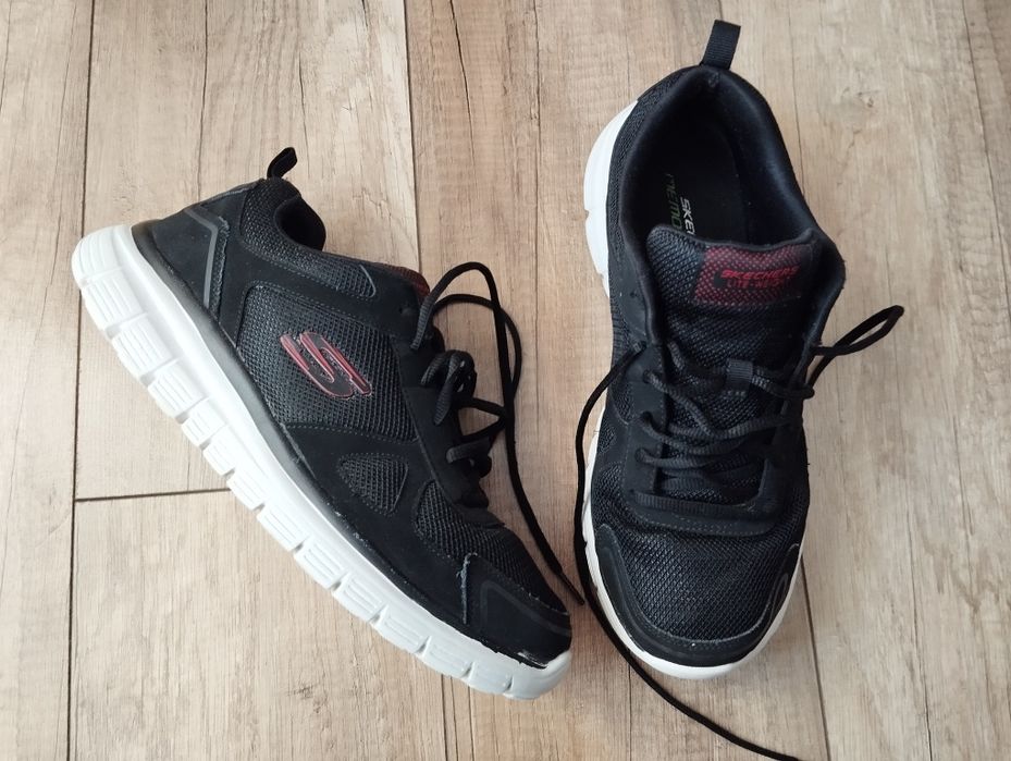 Sketchers бігові 44р кросівки оригінал