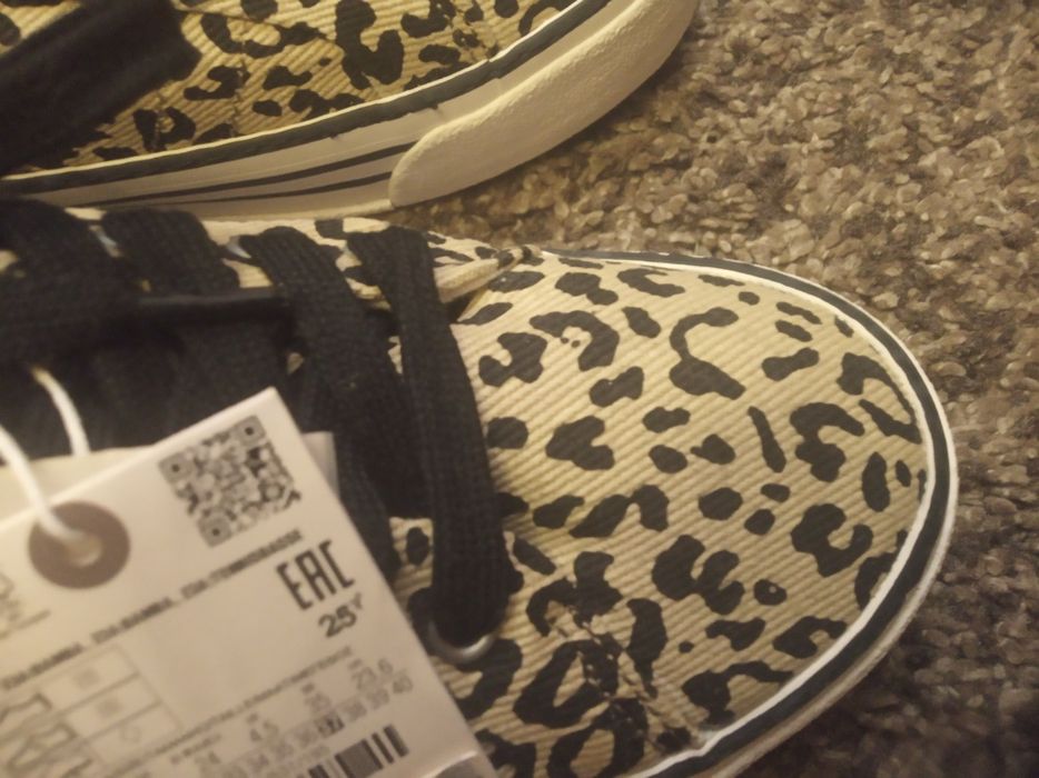 Sneakersy Zara rozmiar 37 panterka