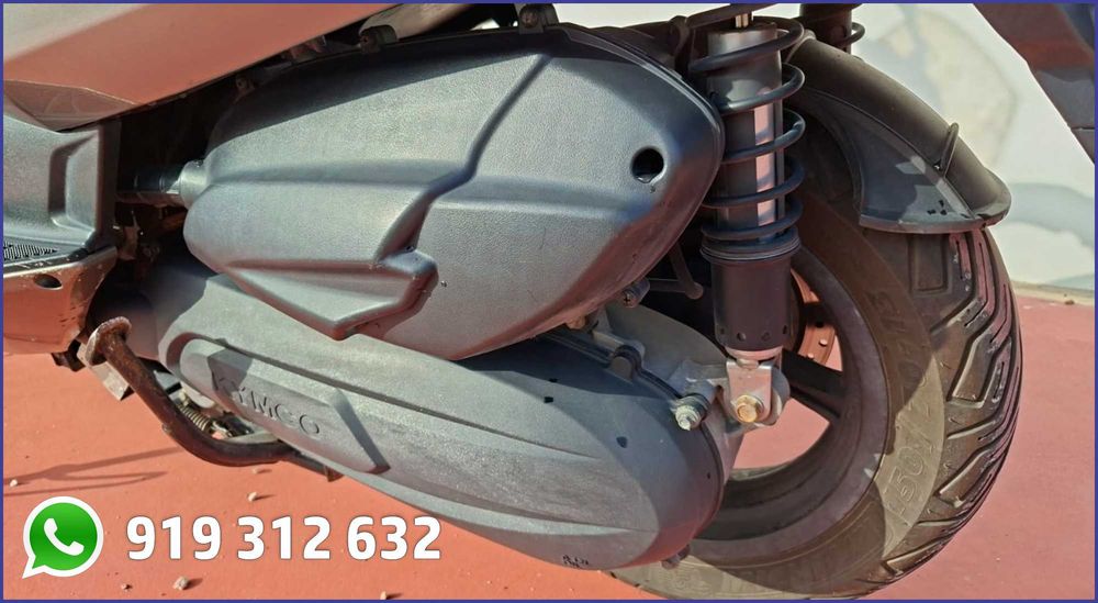 Vendo Kymco Downtown 125 cc de 2015