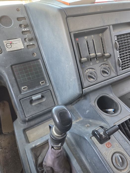 DAF 6X4 Basculante