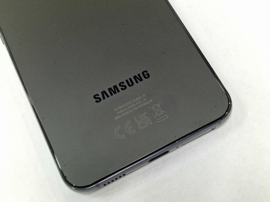Samsung Galaxy S22 Dual SIM/ 8GB/ 128GB/ Grade B+/ Black + ładowarka