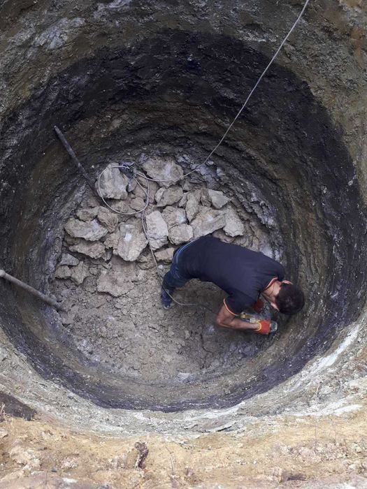 Земляные работы,  копка траншей выкопать куб земли копка траншеи