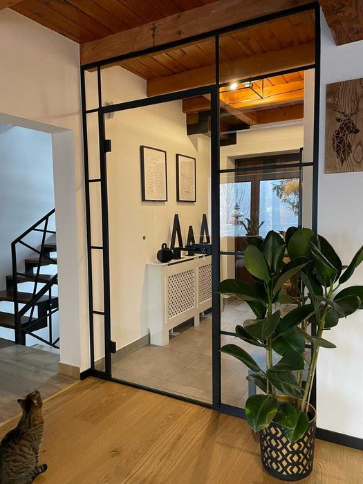 Usługi szklarskie: Lustra, Przeszklenia, Loft, Daszki, Grafiki i inne