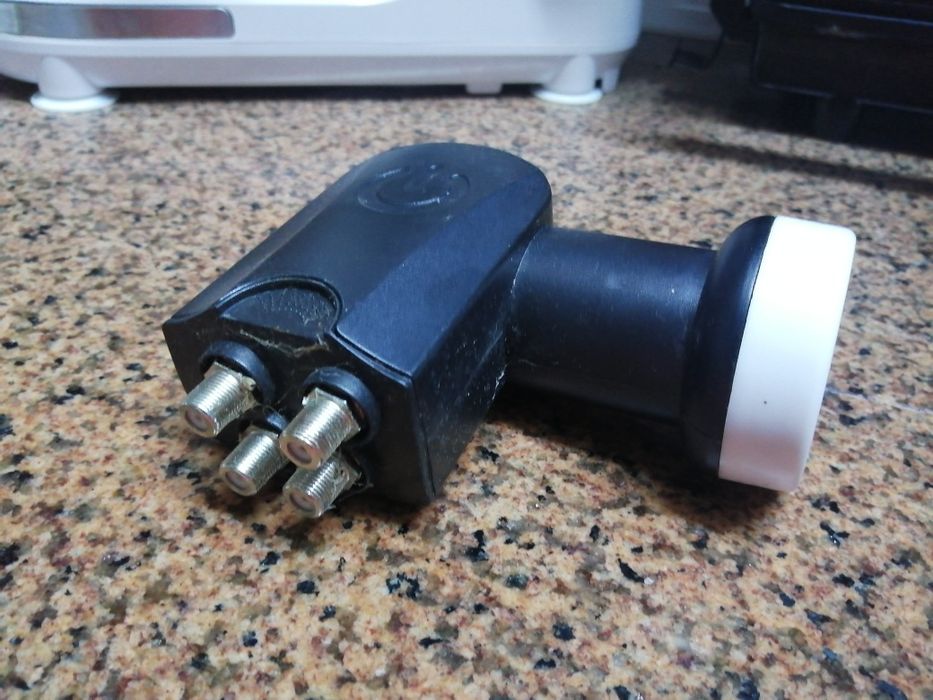 LNB 4-output satellite64752024854787120