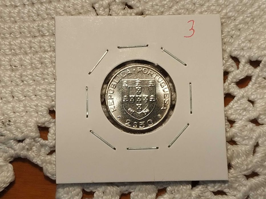 Portugal - moeda de 2,5 escudos de 1977 (Alexandre Herculano)