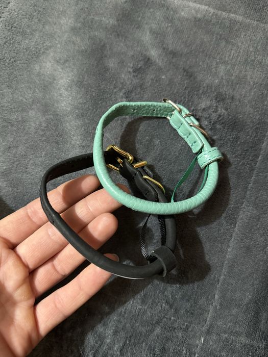 Іграшки для собак та ошийники для дрібних тварин