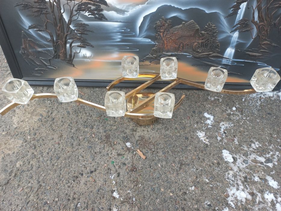 Продам люстру 450грн
