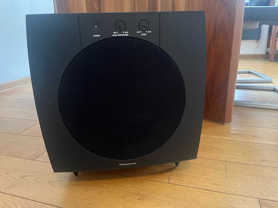 Subwoofer aktywny Wharfedale Crystal 2 domowy