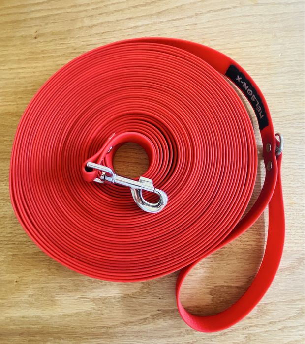 Smycz treningowa PVC 20m  czerwona