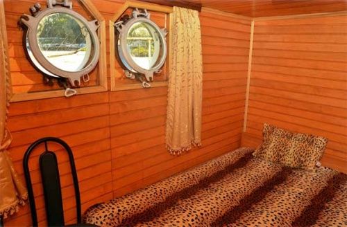 Продам ТЕРМІНОВО пасажирське судно  (теплохід (теплоход, корабль)/