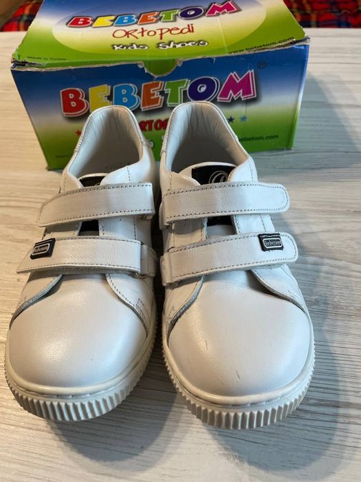 Кросівки дитячі шкіряні Bebetom