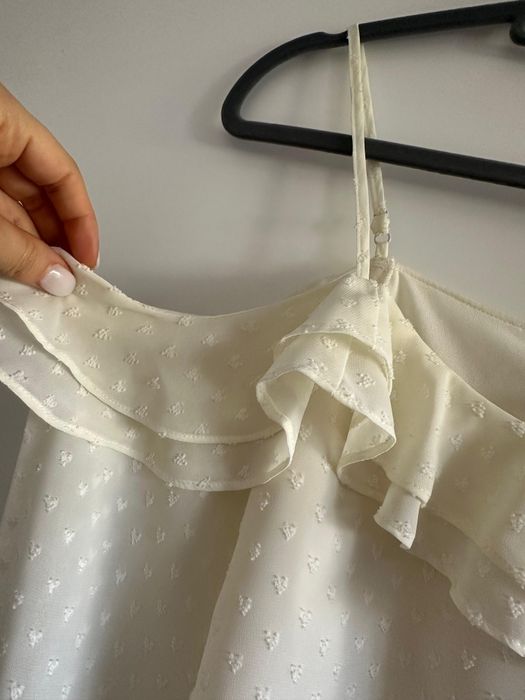 Blusa creme plumeti da H&M