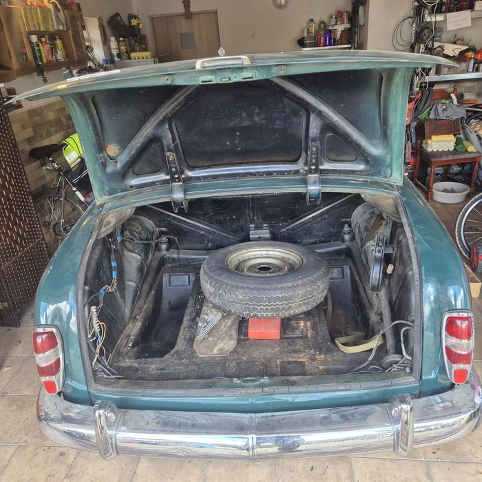 Mercedes W120 ponton 180D