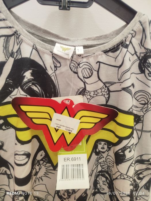 T-shirt Wonder Woman menina 10 anos (138 cm) - NOVA com etiqueta