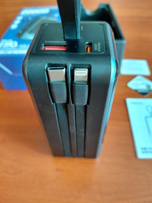 Продам павербанк новий  для макбука/ноутбука Remax RPP-59 (20000 мАч, 65 Вт, Type-C, Lightning, дисплей)