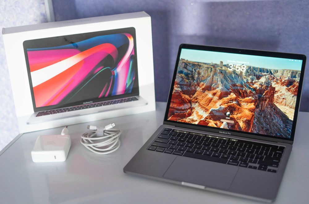 MacBook Pro 13" M1 – Space Gray, 16/1TB, ідеальний стан
