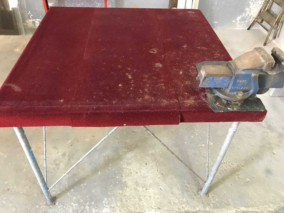 Bancada de trabalho para oficina, com torno