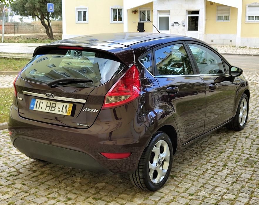 Ford fiesta 1.4tdci bom estado geral