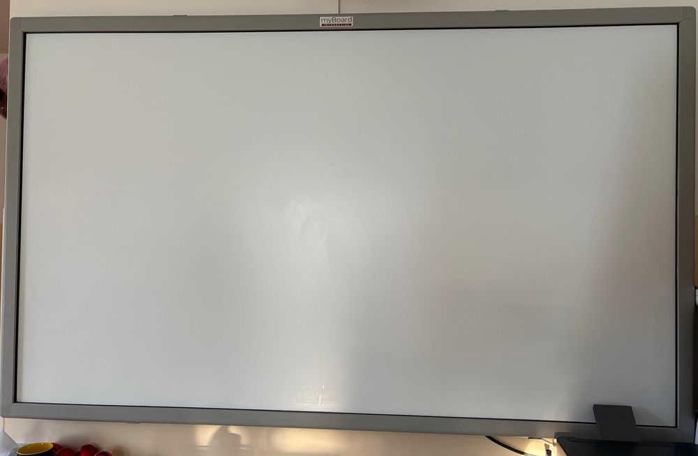 Tablice interaktywne z projektorami