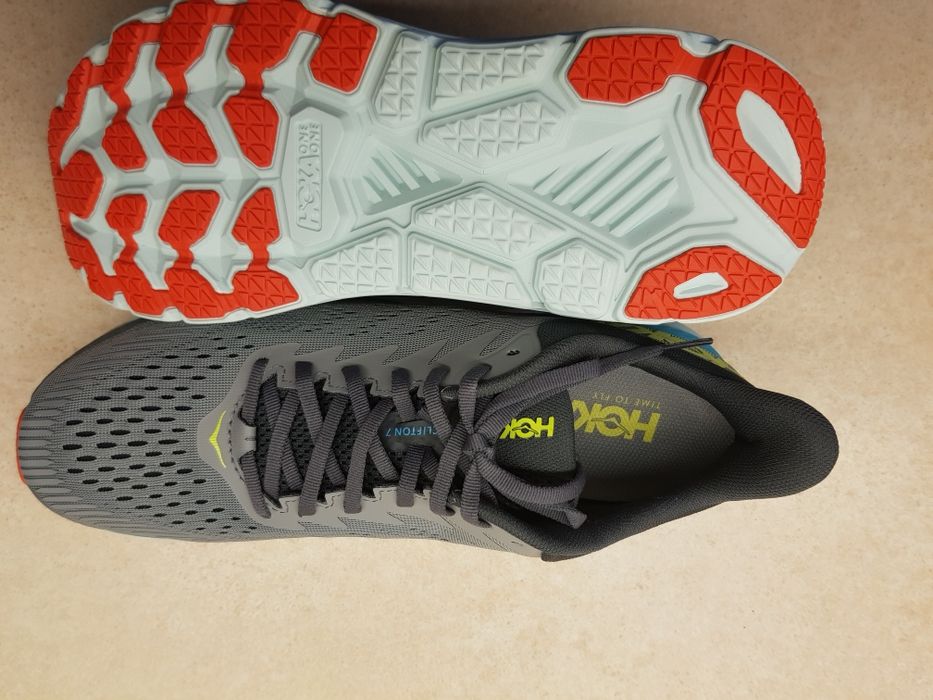 Кроссовки для бега Hoka One One Clifton 7