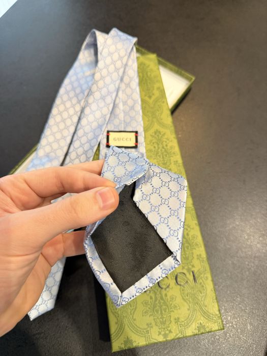 Krawat Gucci jasnoniebieskie