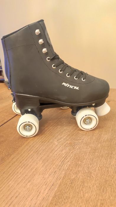 Patins Mitical de quatro rodas