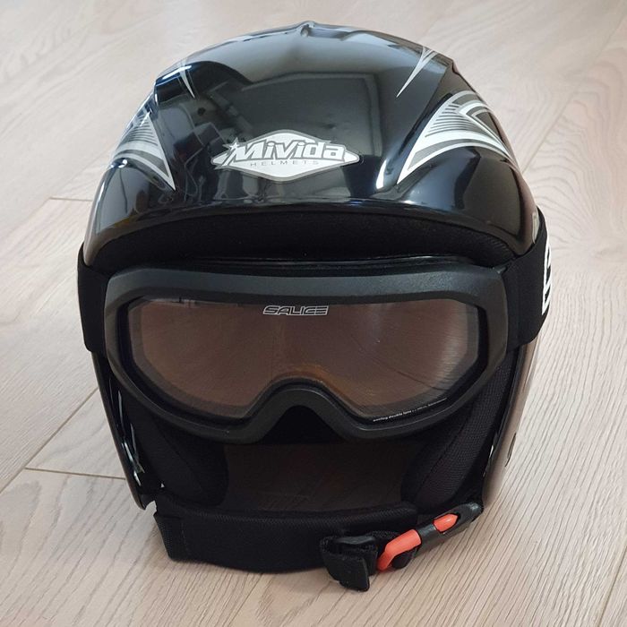Kask narciarski + etui (rozmiar M)
