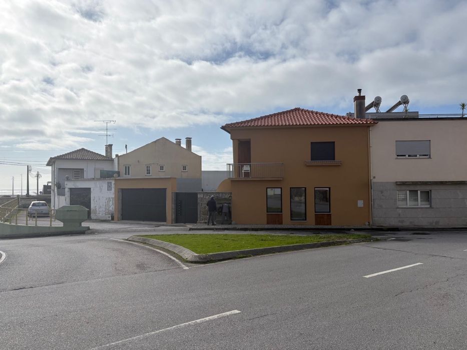 Apartamento T2  r/chao Areosa, Viana do Castelo