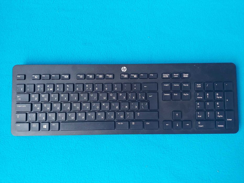 Клавіатура безпровідна Bluetooth блютуз HP SK-2064 відмінний стан