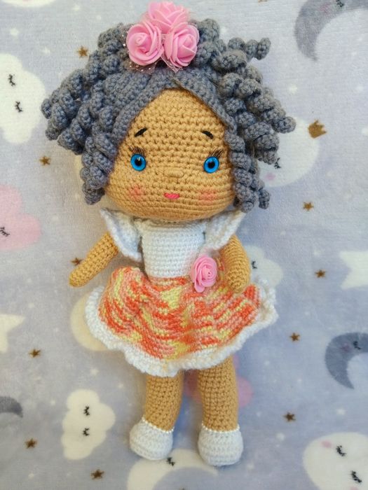 Вязанная кукла  30 см