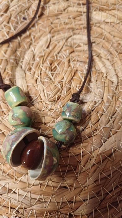 Wisiorek ceramiczny handmade