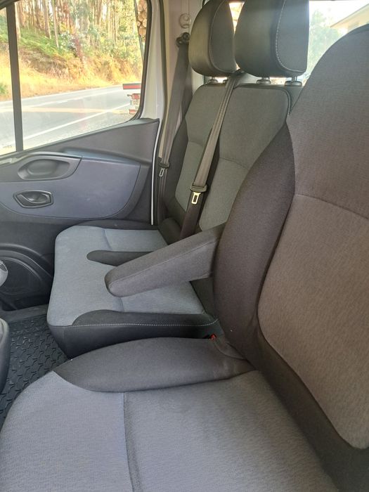 Opel vivaro 1.6 CDTi de 120cv 6 lugares Nacional 1 único dono