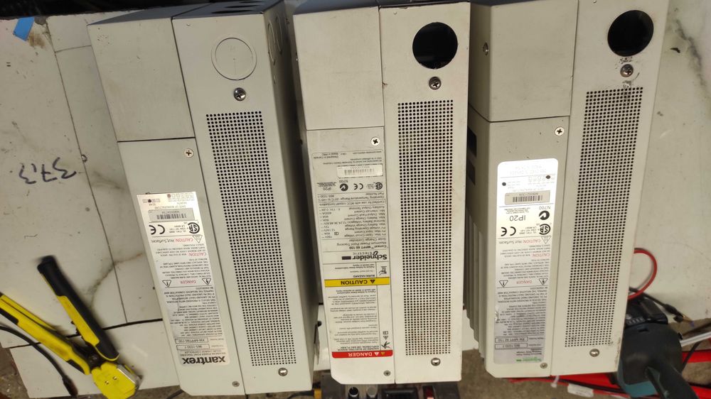 Гібридний інвертор Schneider Xantrex XW 48в. 8кВт + 2 контролер 60-150