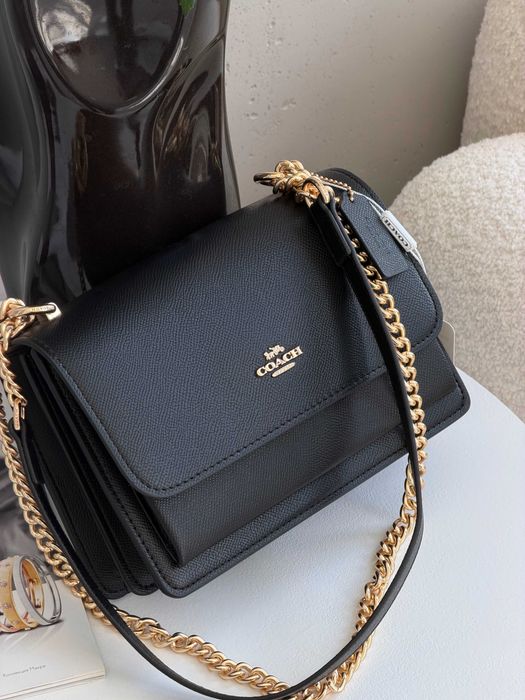 Сумка Coach Mini Klare Crossbody in Signature Canvas через плече Коуч