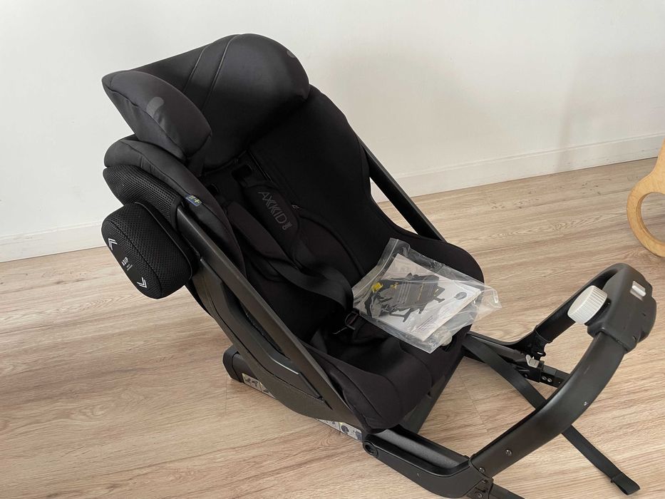 Fotelik RWF Axkid One, Isofix, 0-23 kg, 60-125 cm, Stan idealny