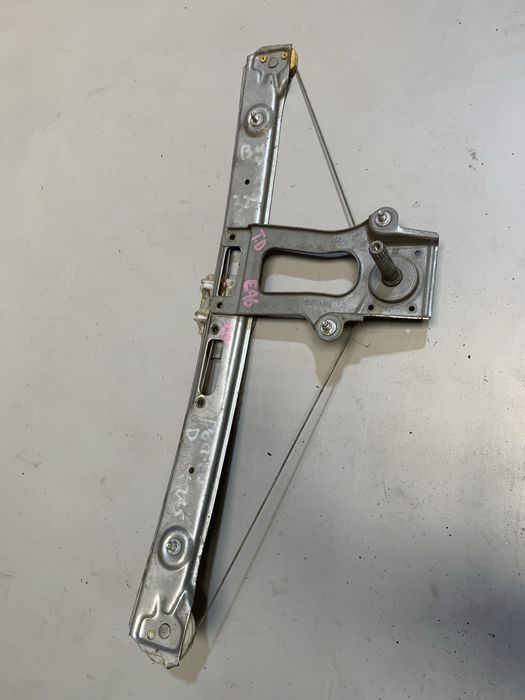 Elevador vidro manual BMW E46 manual tras direito