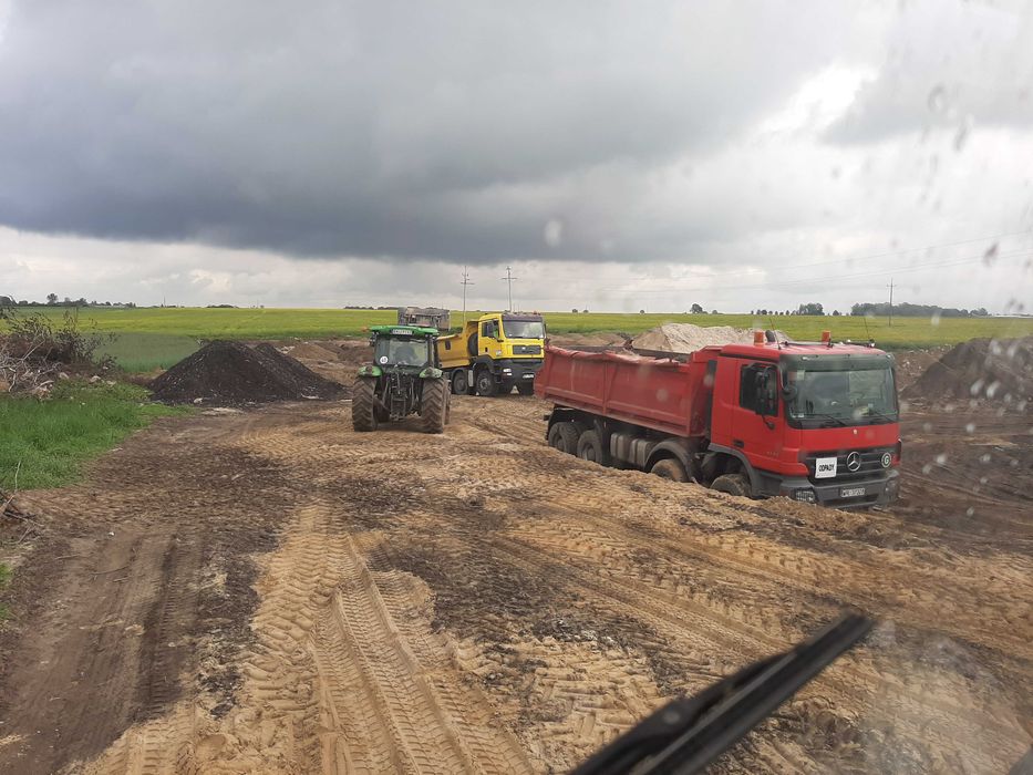 Usługi transportowe wywrotka wywrotkami wywrotki 6x4 8x6 PIACH PIASEK