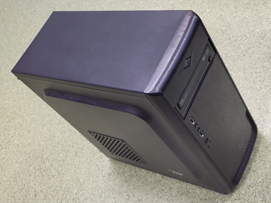 Komputer stacjonarny i5-4670K 3.4GHz 8GB RAM 240SSD 1TD HDD GF440GT