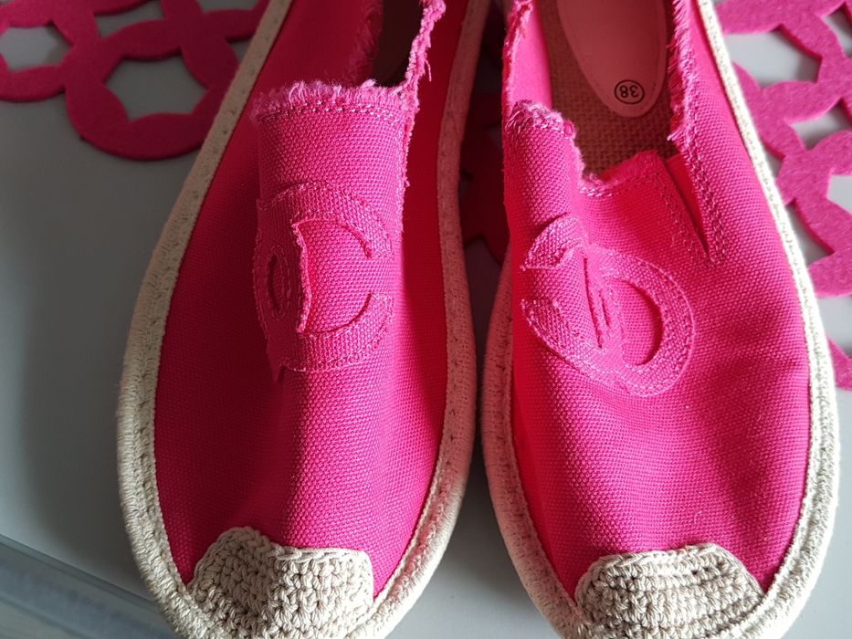 Espadryle jak nowe amarantowe, r. 38