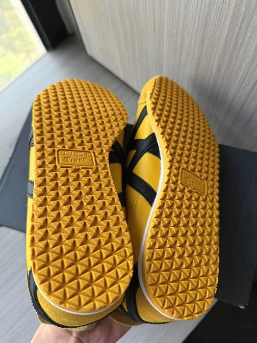 onitsuka tiger 37.5