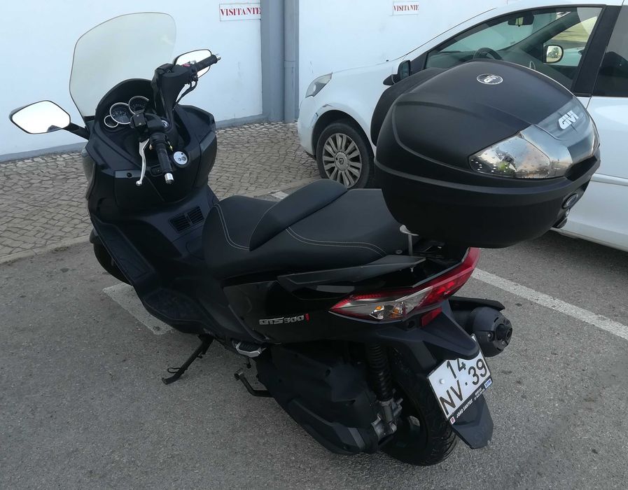 Moto SYM GTS 300i