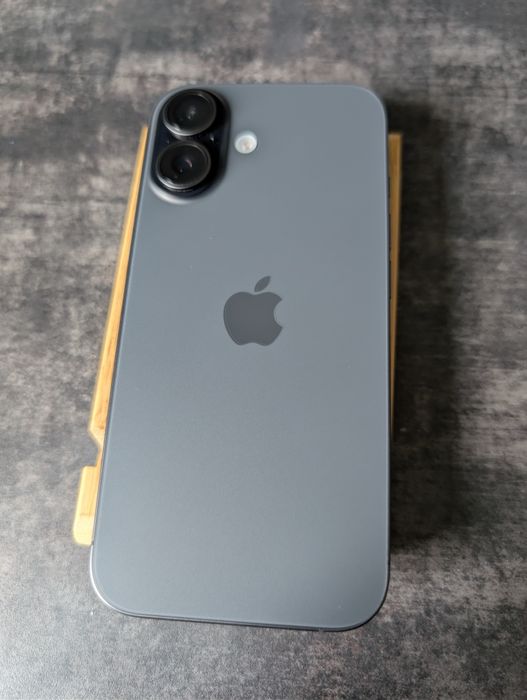Телефон Apple iphone 17 Open box