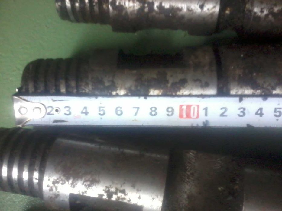 Замок для бурових труб . Муфта. Бурова. Бурова штанга